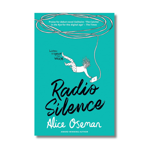Radio Silence By Alice Oseman (Paperback)