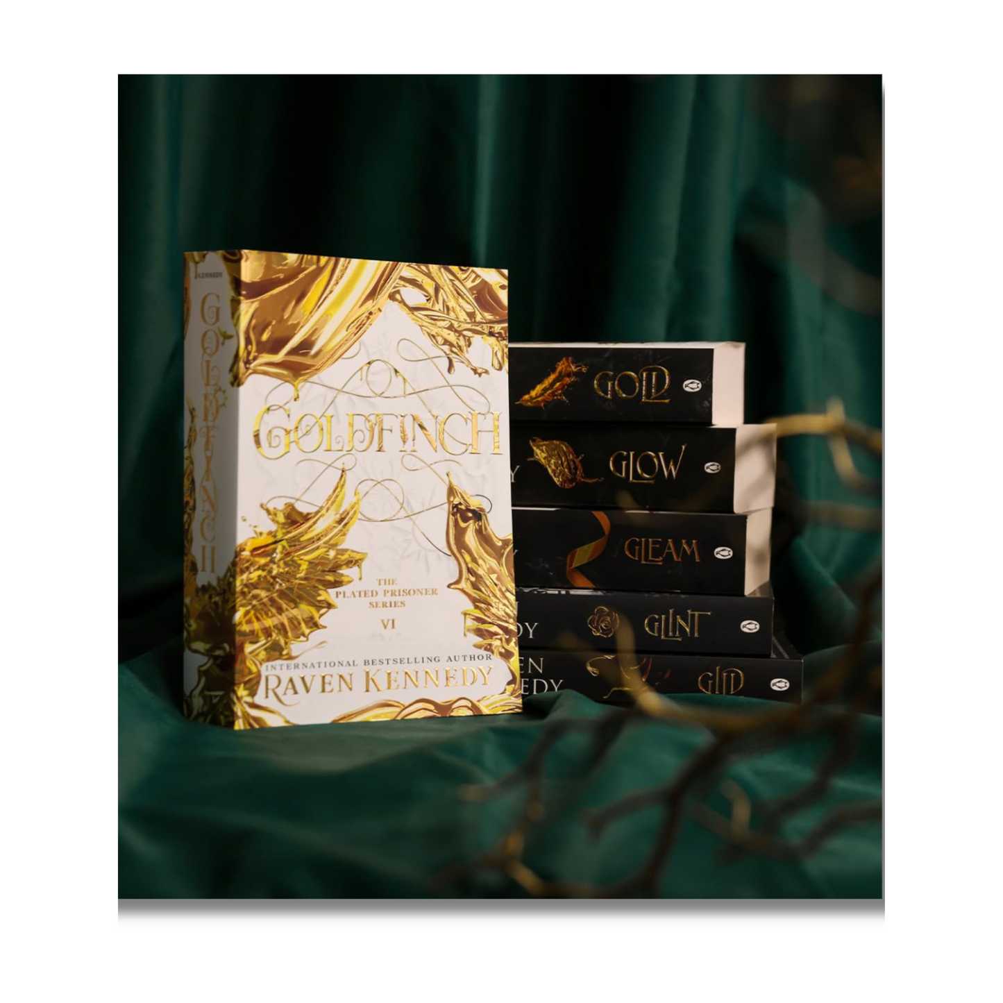 Goldfinch: The Plated Prisoner Series #6 By Raven Kennedy (Paperback)